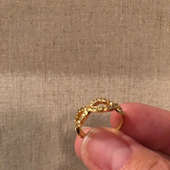 Stella and Dot ring size 5 - Picture 2 of 4